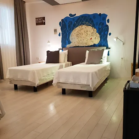 بيومورز إن فندق 2*