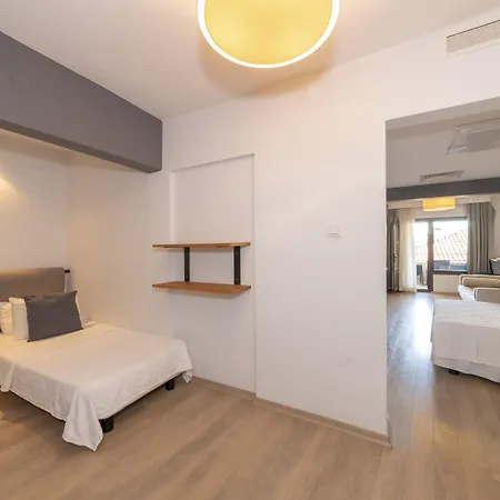 Rumours Hotel