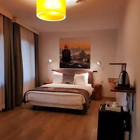 Rumours Hotel